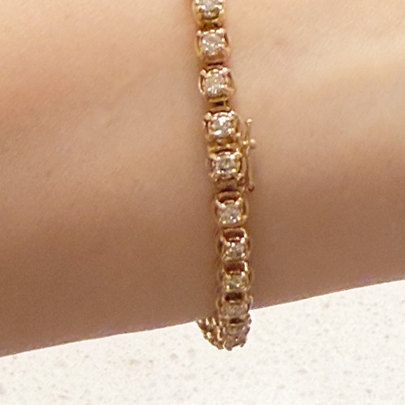 Vintage BEUCHE GIROD 14 K Gold 2.20 carat Diamond Tennis Bracelet watch with Sap - Picture 4 of 6